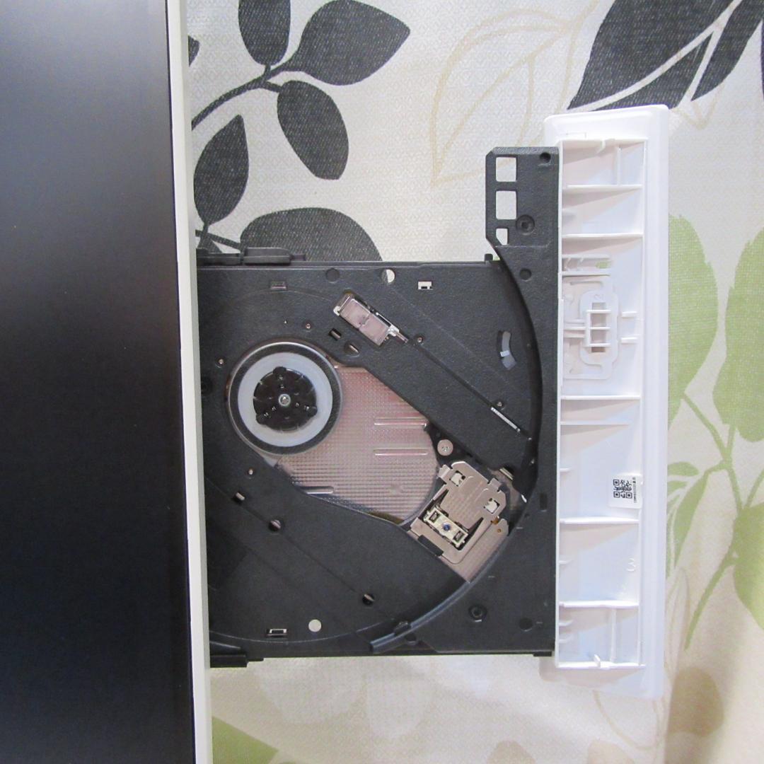 Win11公式対応8世代Corei5/メ16/新品SSD+HDD/DVD/カメラ