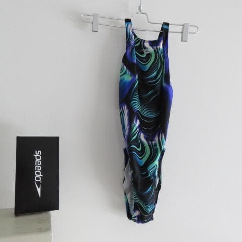 新品　SPEEDO スピード　競泳水着　公式　レース用　FINA　WA　L