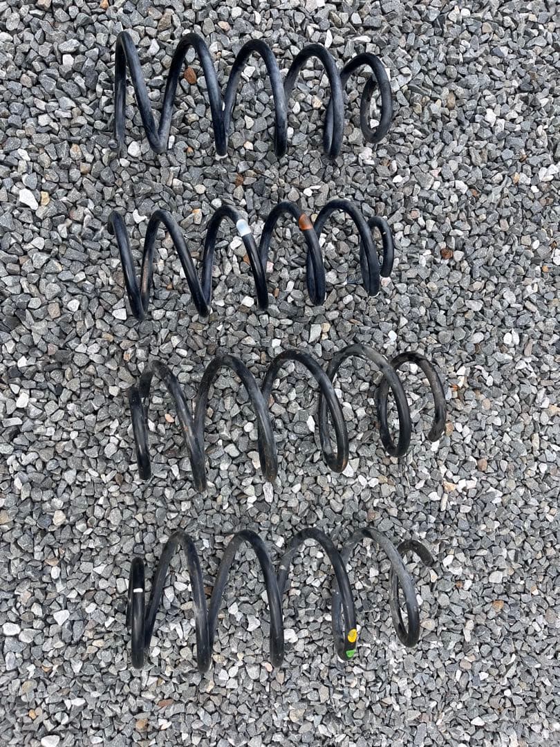 アテンザワゴン　GJ2FW 純正サスペンションスプリング 4本セット マツダ