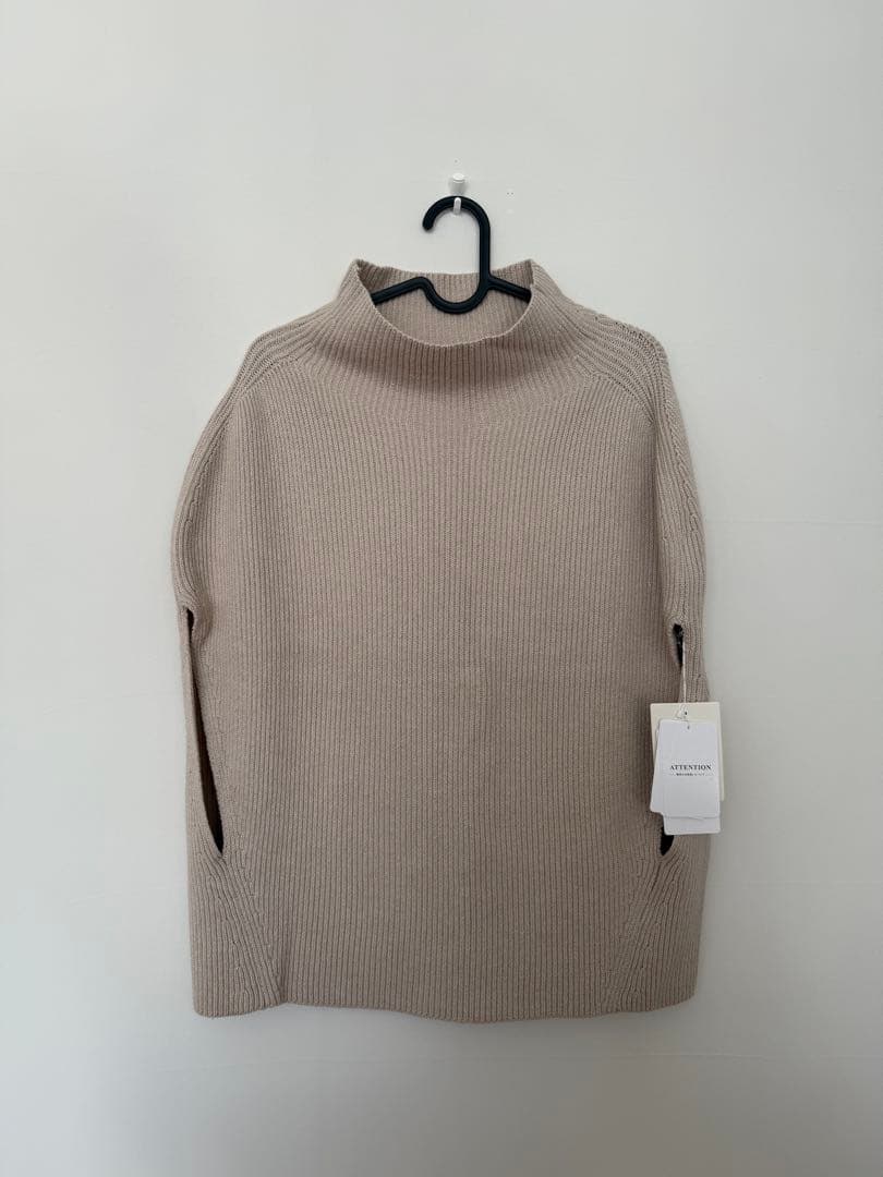 Deuxieme Classe LEWES アゼ PONCHO ベージュ 新品