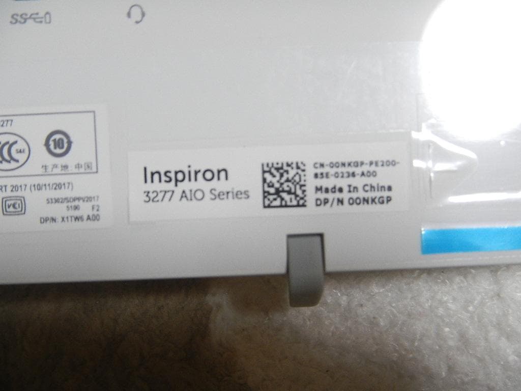 Windowsデスクトップ DELL Inspiron 3277 AIO Intel Core i3