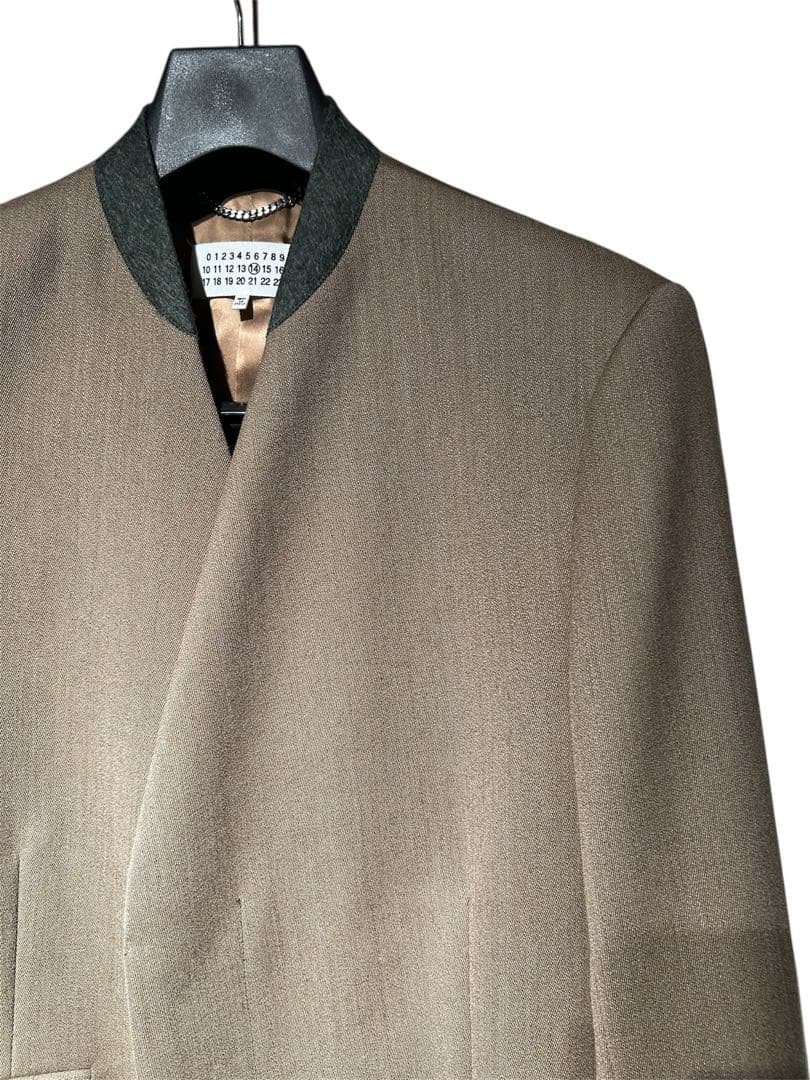 メゾンマルジェラ ノーカラージャケット