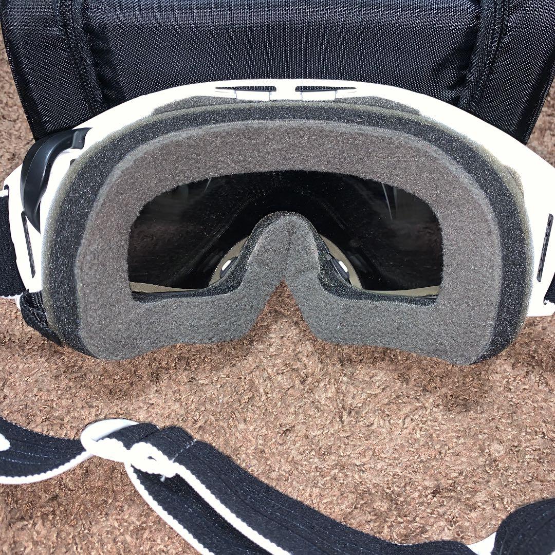 オークリースノーゴーグル OAKLEY GOGGLE
