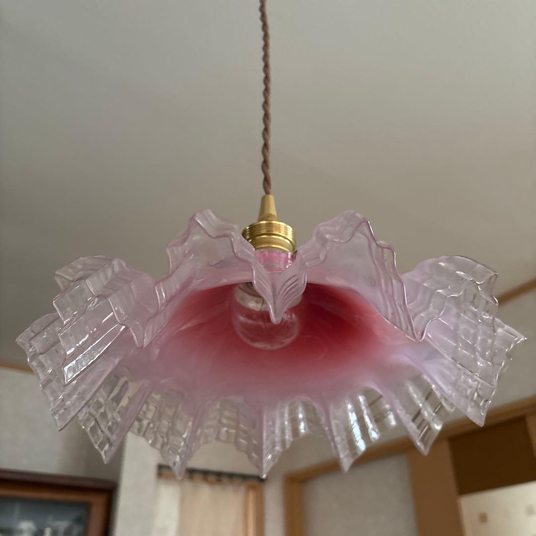 フランスアンティーク　オパールセントガラスシェード　ペンダントランプ