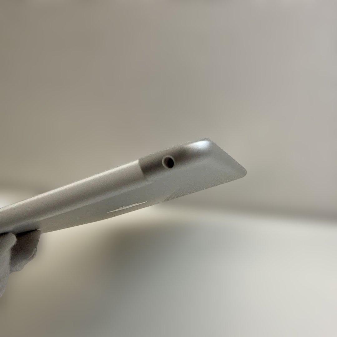 不具合なし　Apple iPad 第６世代　Wi-Fi+セルラーモデル