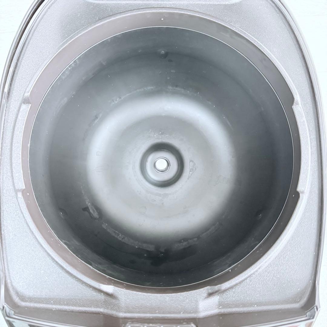 TIGER 炊飯器　22年製JPW-D100