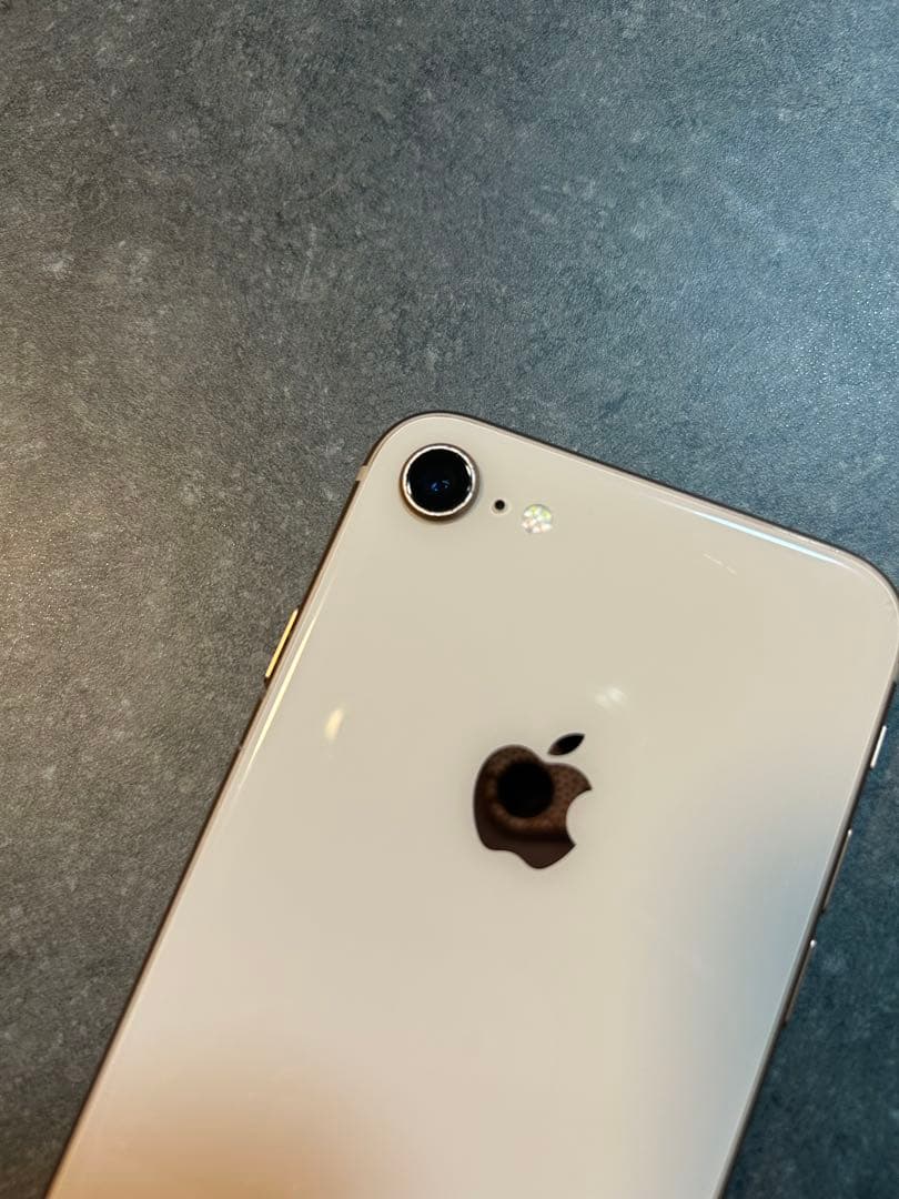 Apple iPhone8 ピンクゴールド 本体　256GB docomo