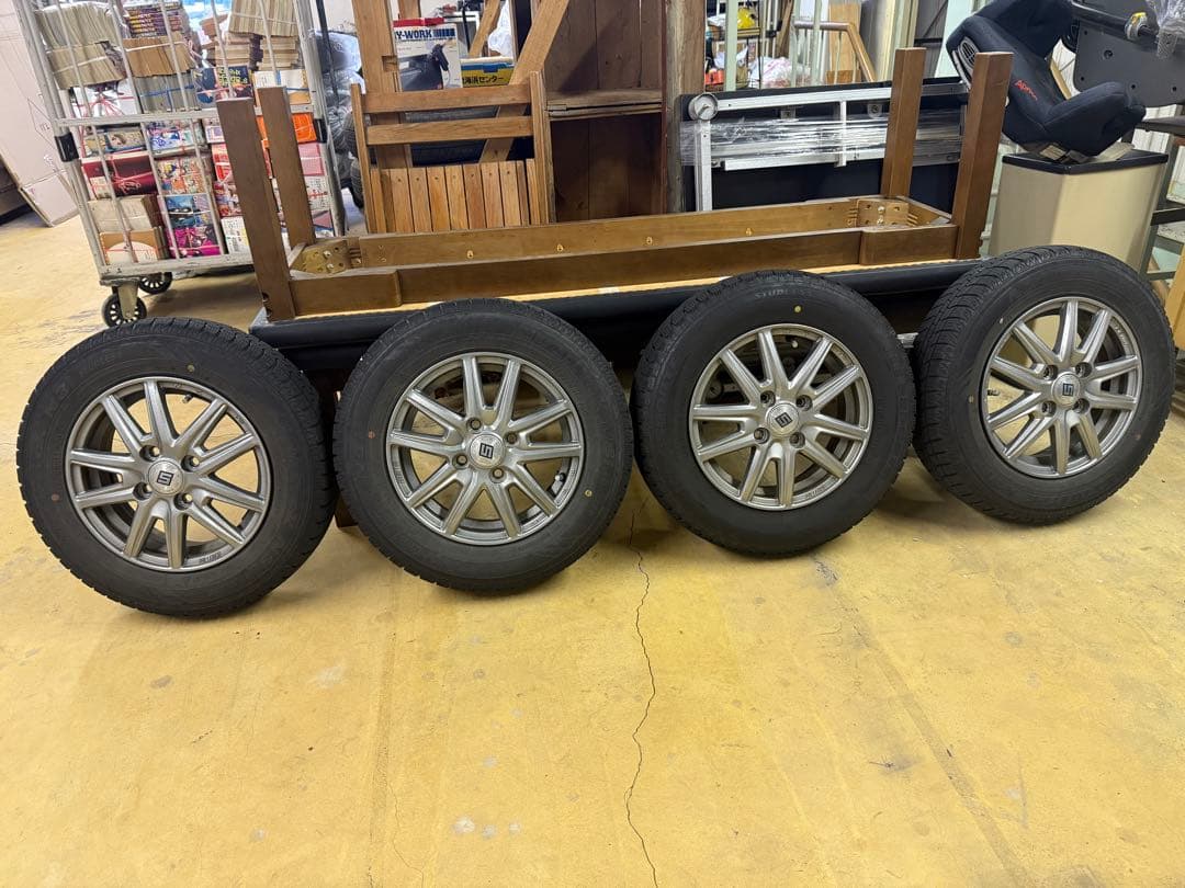 145/80/R13 スタッドレスタイヤ ラパン