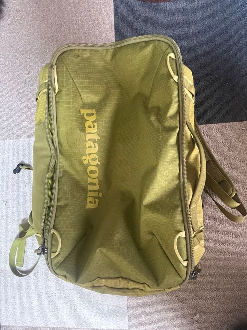 バッグ patagonia Black Hole Mini MLC