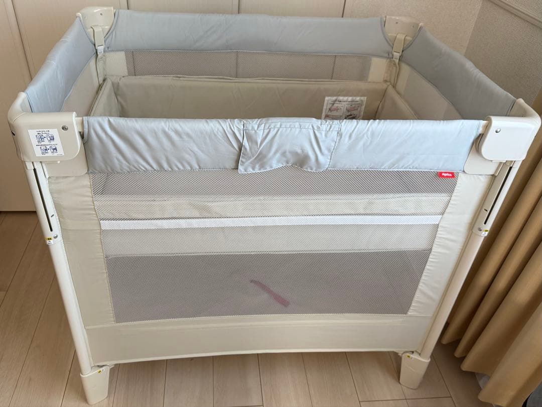 アップリカ ココネル エアー AB ホワイトグレー