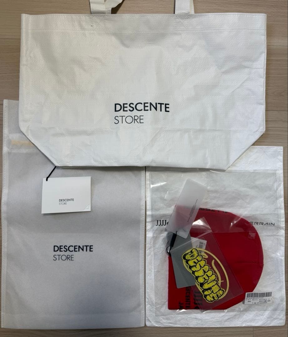 descente × jjjjound allterrain ビーニー レッド