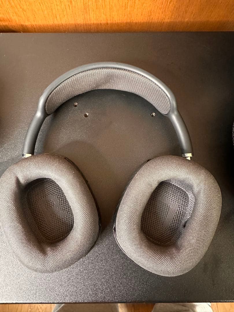 AirPods Pro MAX スペースグレー pitaka保護ケース付き他