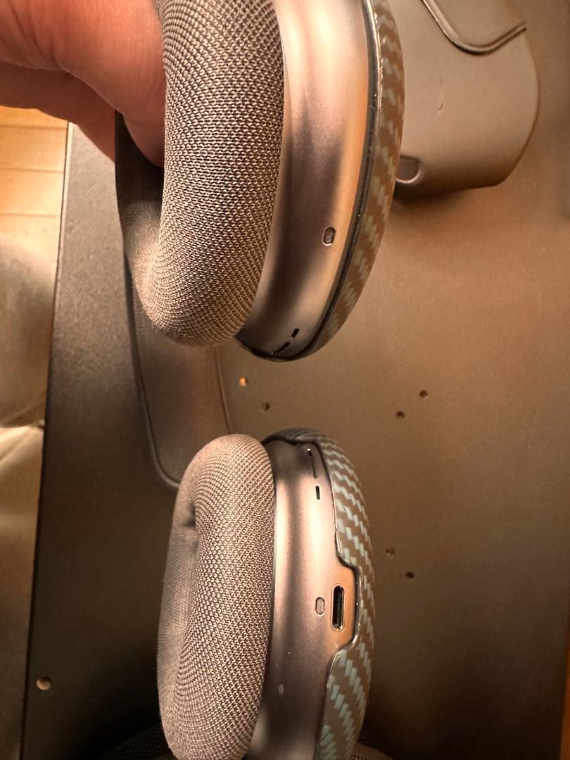 AirPods Pro MAX スペースグレー pitaka保護ケース付き他