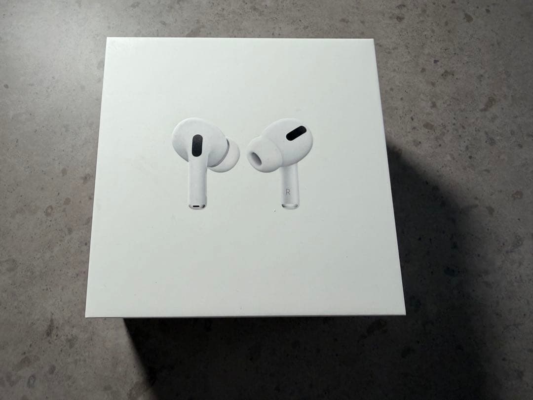 美品 AirPods PRO 第1世代　ケース付き