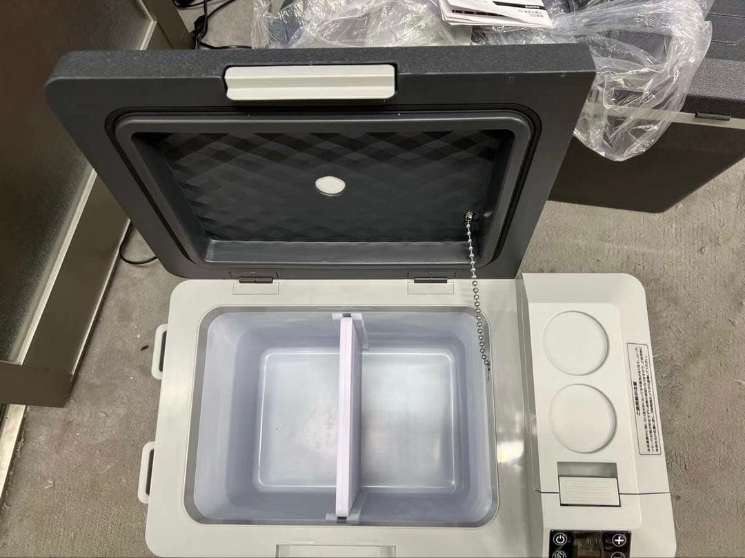 車載冷蔵庫 バッテリー内蔵 30L ポータブル 冷凍冷蔵庫/バッテリー付属