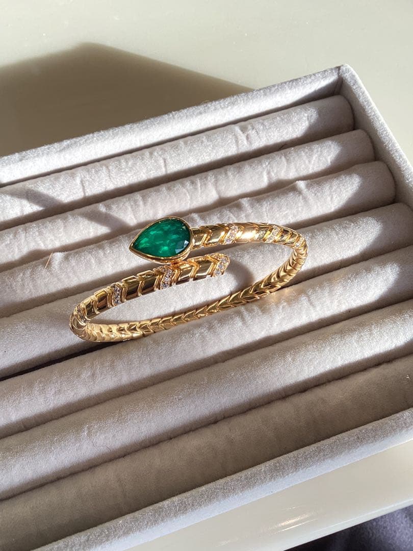 SHAWN❣️ 合成エメラルドコロンビアタイプ　バングル