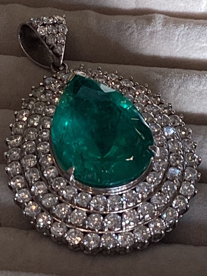 SHAWN❣️ 合成エメラルドコロンビアタイプ　バングル