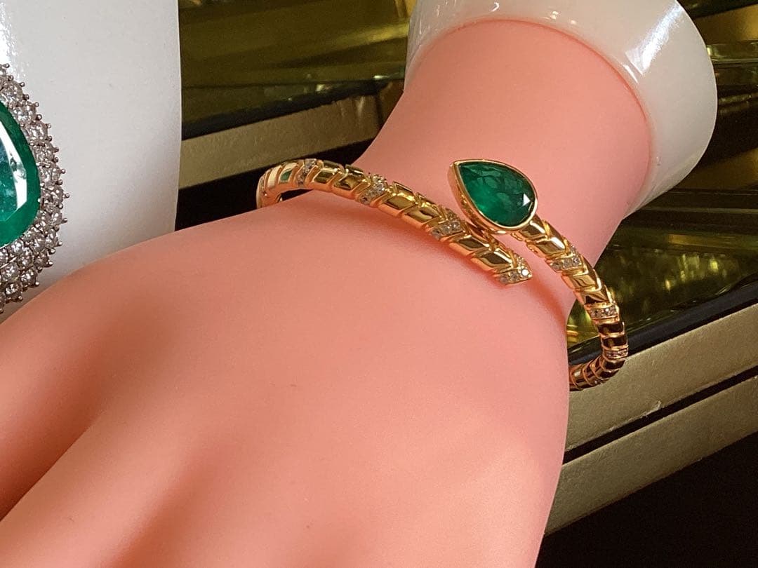 SHAWN❣️ 合成エメラルドコロンビアタイプ　バングル