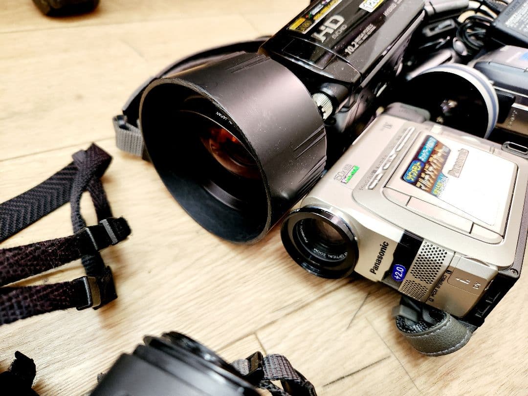 SONYハンディカム　まとめて　本体充電器バッテリー配線等現状品