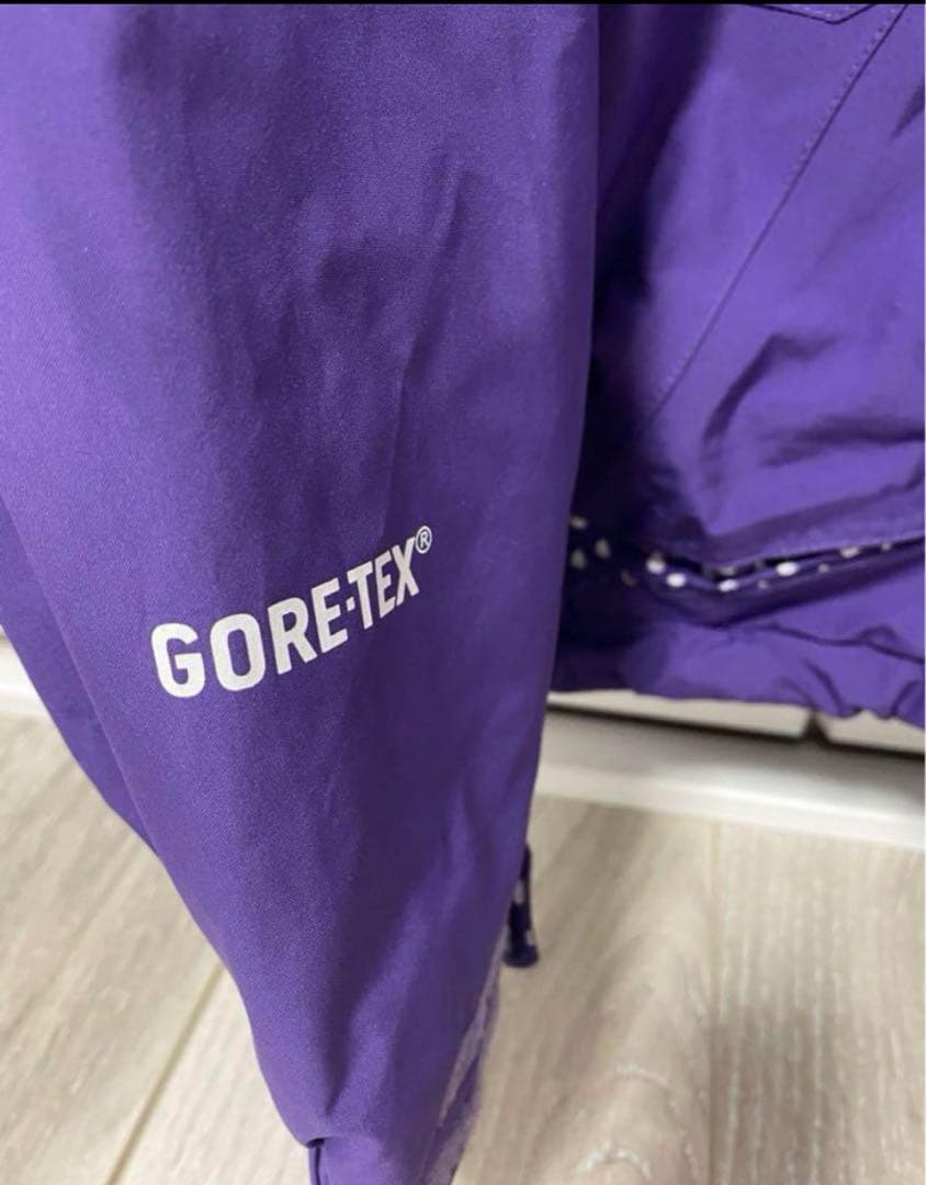 美品　スノーボードウェア　VOLCOM GORE-TEX ゴアテックス
