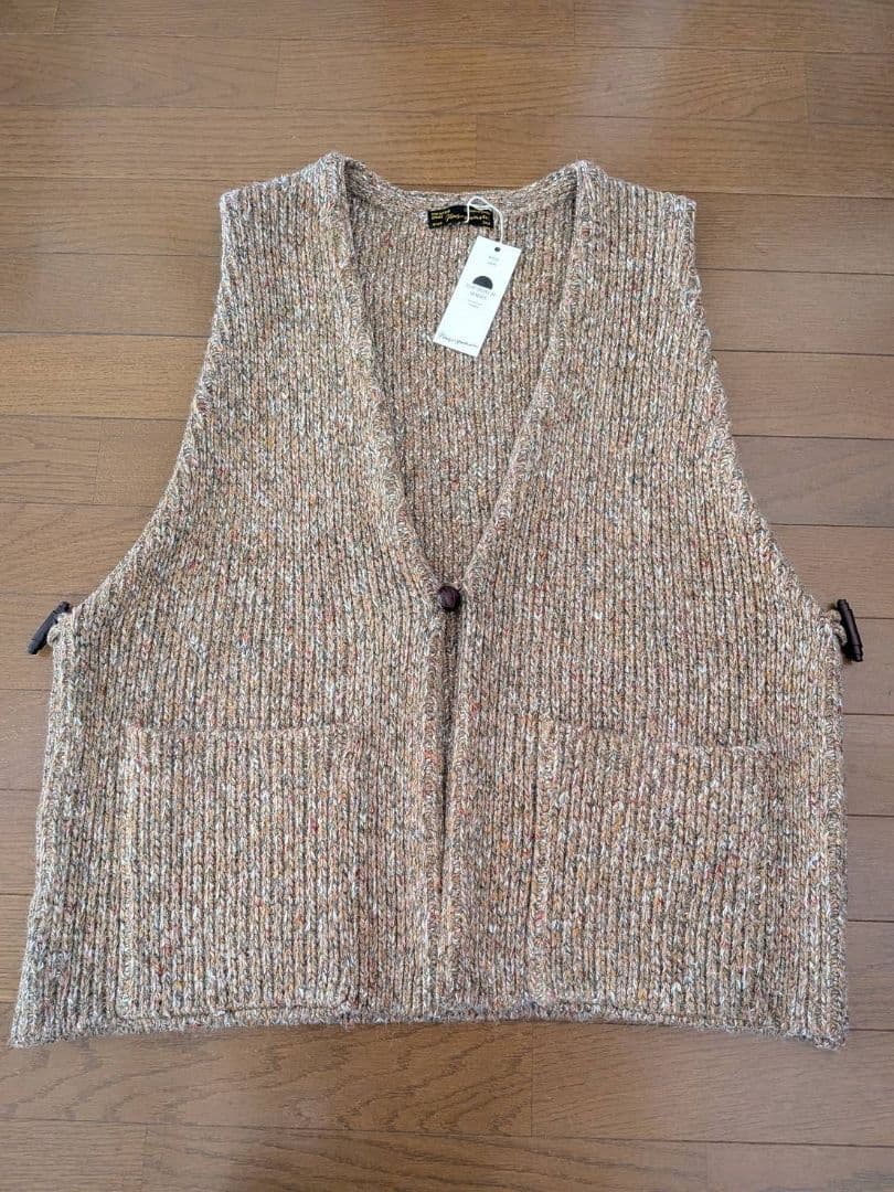 ナスングワム　ベスト　Lサイズ　Nasngwam　Grain Vest