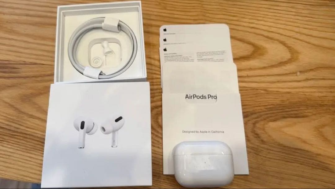 AirPods Pro 本体 MagSafe充電ケース付き　右耳無し