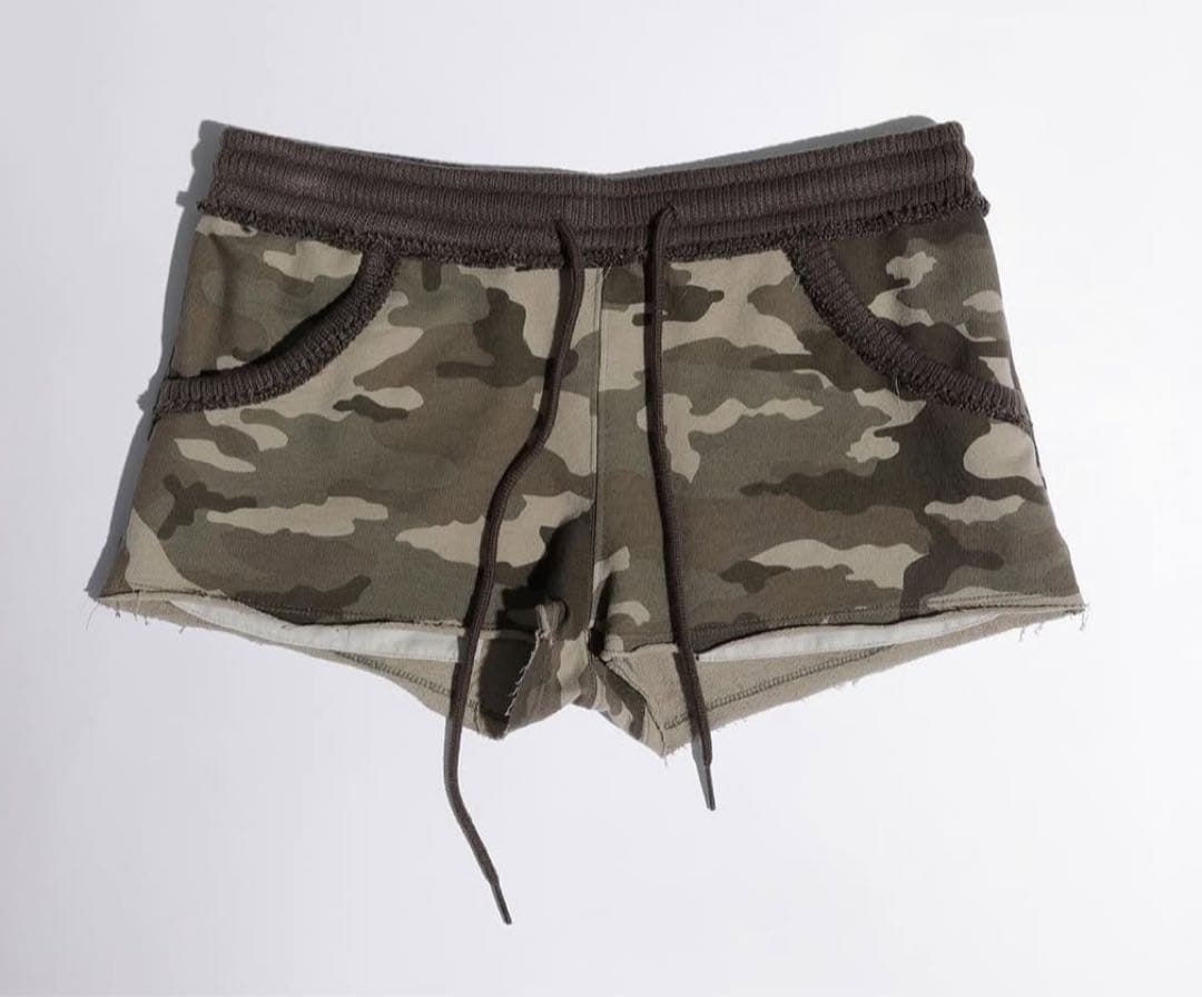 即日発送可能SCULPTOR 迷彩ショートパンツ