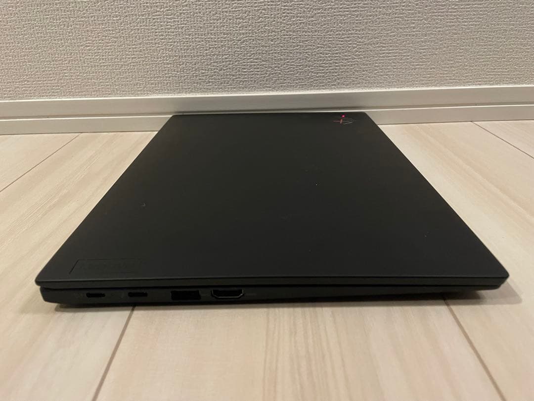 Lenovo X1 Carbon Gen10 i5 12世代 Office