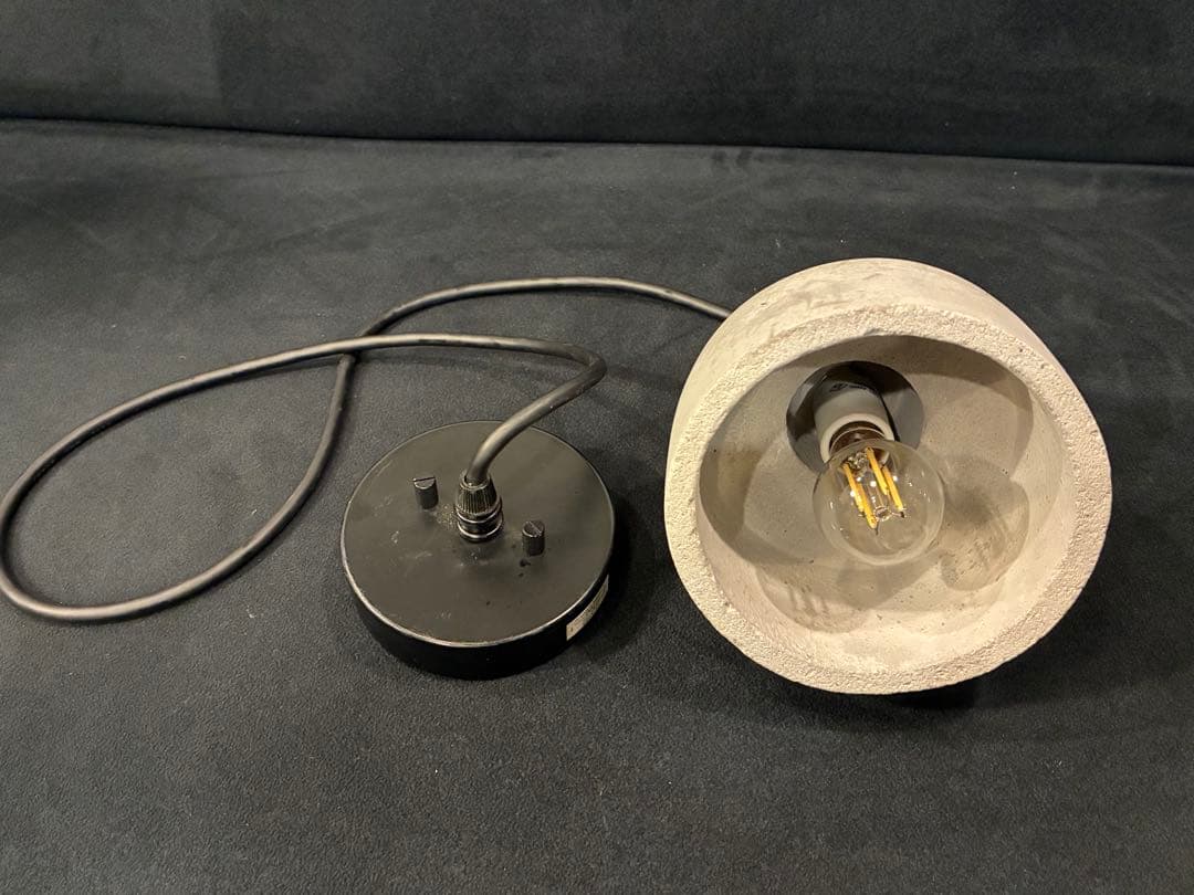 コンクリートペンダントライト