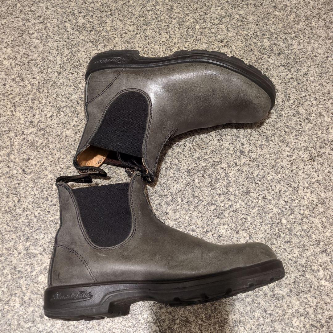 Blundstone グレー サイドゴアブーツ