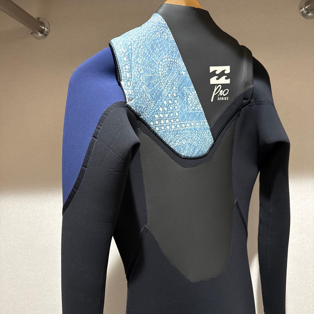 Billabong セミドライ　ブラック　ブルー　頂　フルオーダー