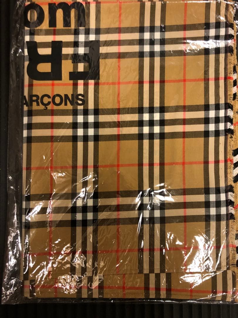 タ*マ様 COMME des GARCONS × burberryコラボ￼ 大判
