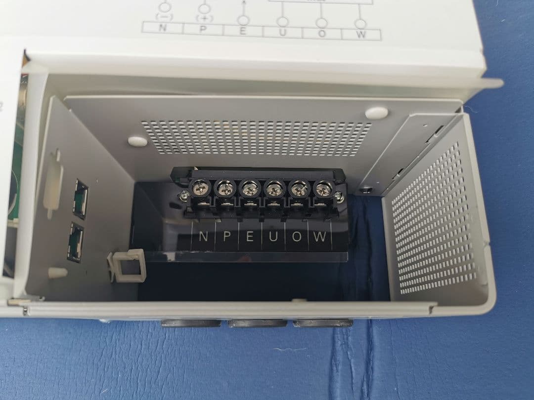 オムロン屋内集中型単相5.5kWパワーコンディショナ美品KP55K-KC