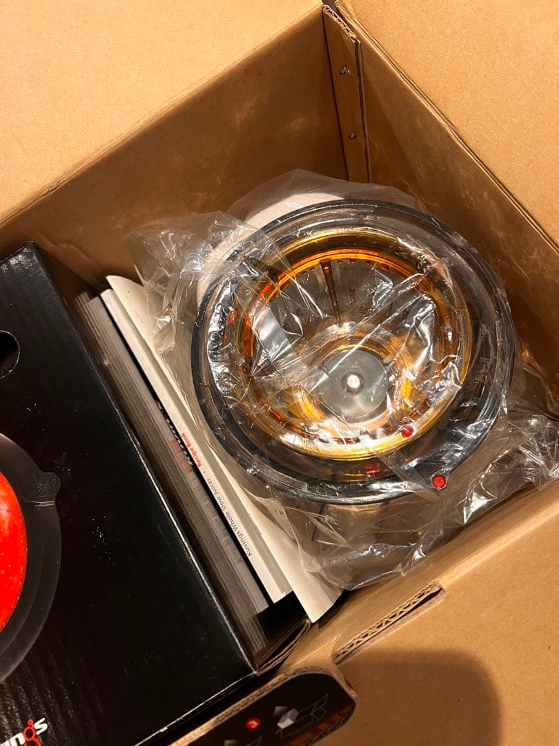 Kuvings クビンズ　ホールスロー ジューサー　JSG-821M white