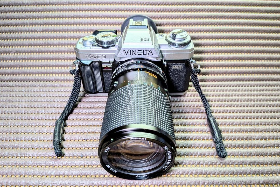ミノルタ MINOLTA X-700 シルバー　レンズ付き