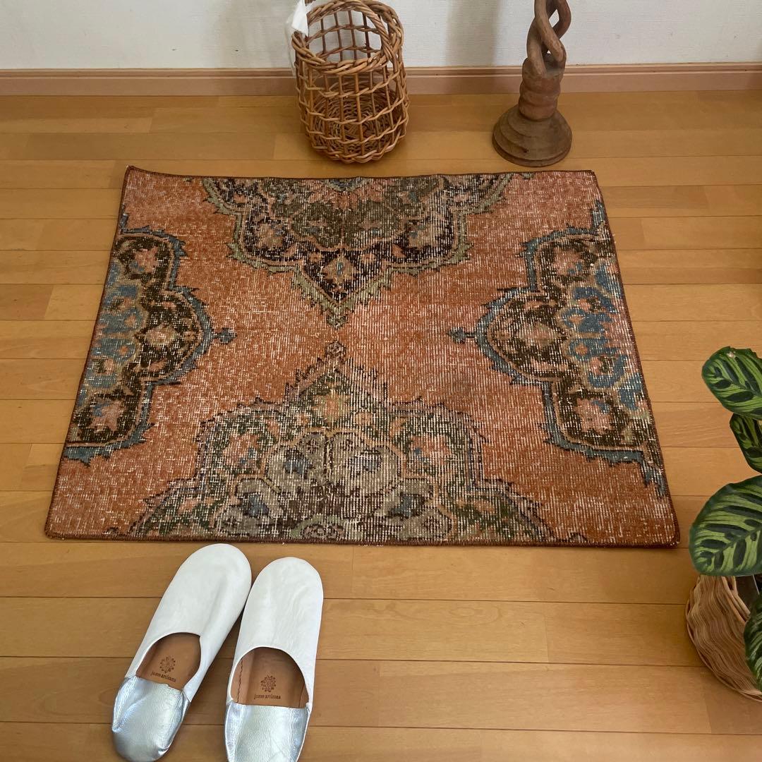 72×86 テラコッタカラー　オリエンタル柄 トルコヴィンテージラグ