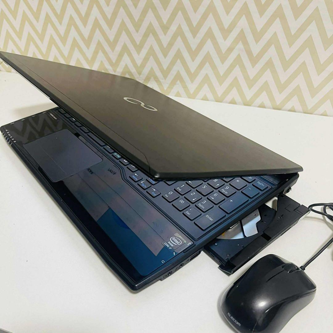 T18 Fujitsuノートパソコン i7高速 WEBカメラ Windows11