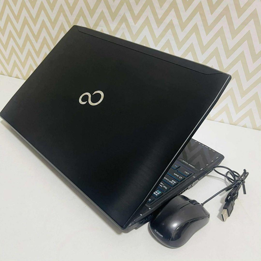 T18 Fujitsuノートパソコン i7高速 WEBカメラ Windows11