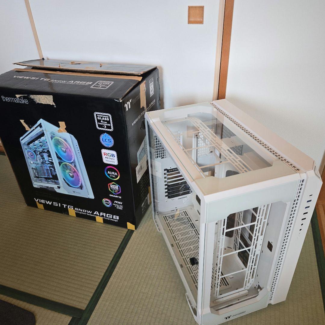 Thermaltake View 51 TF  PCケース