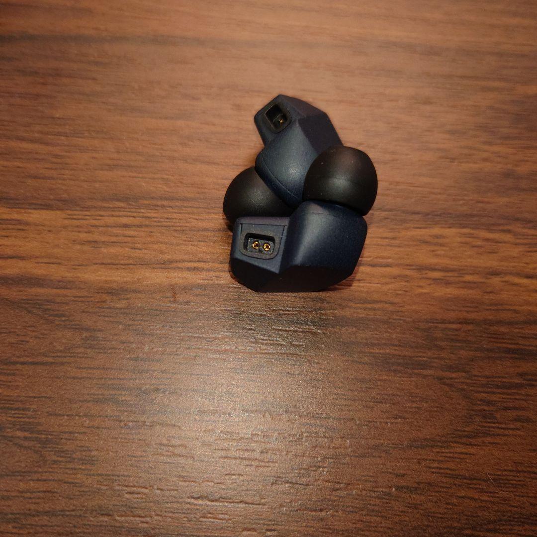 final A4000 イヤホン