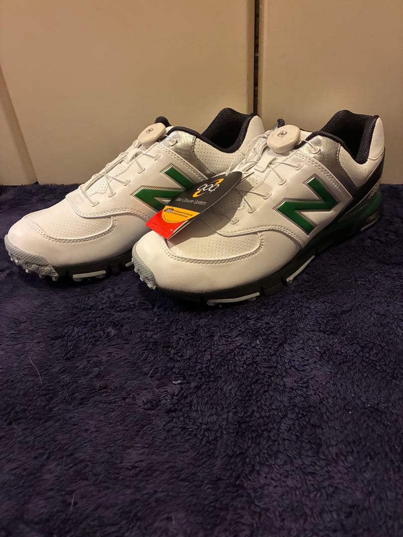 極美品NEW BALANCE MGB574 ゴルフシューズ シロ 26 boa