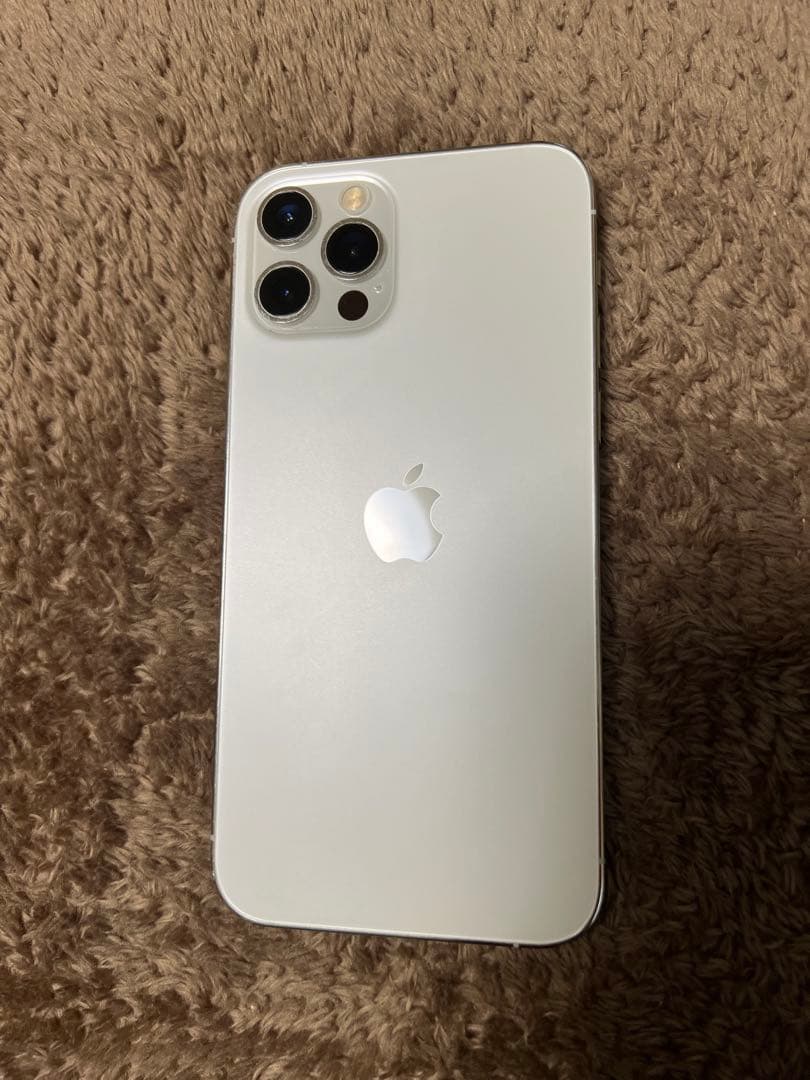 iPhone 12Pro 128G シルバー