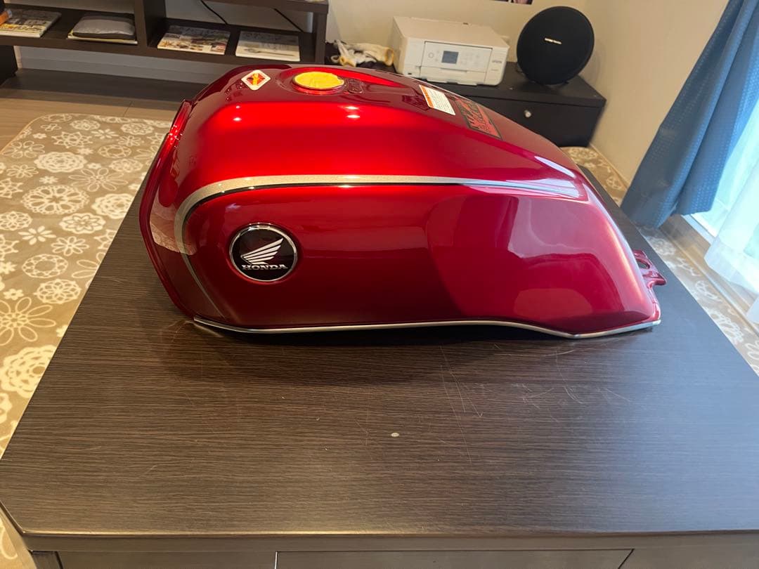 ホンダ バイクタンク 赤　cb1100