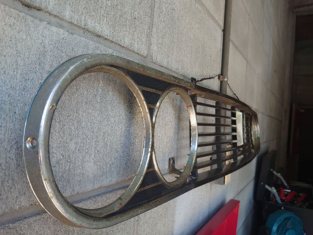 ダットサン　410系　ブルーバード フロントグリル