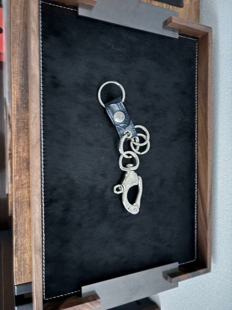 コーネリアンタウラス　フック付きキーホルダー