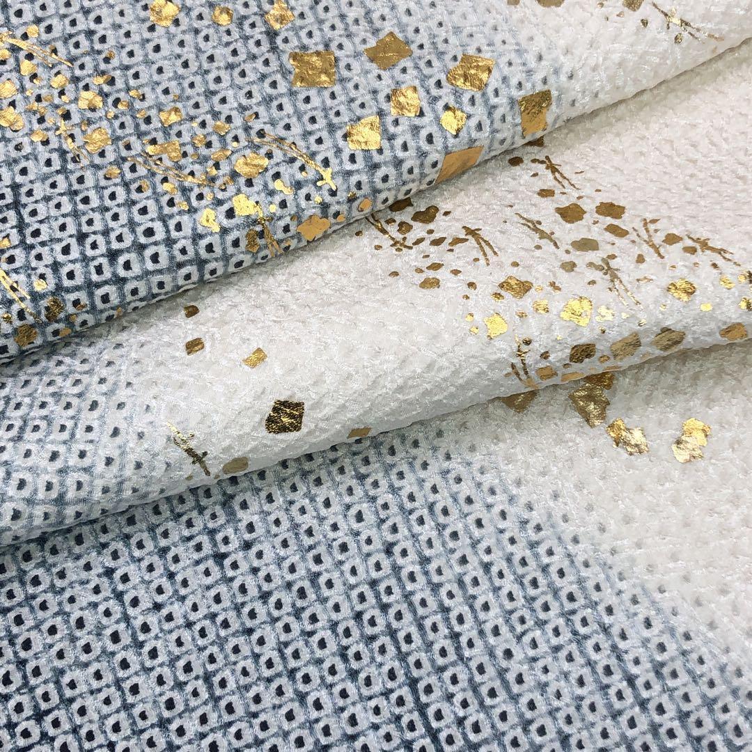 ☆ 付下げ 絞り柄 金彩霞模様 グラデーション 乳白色 K-4258