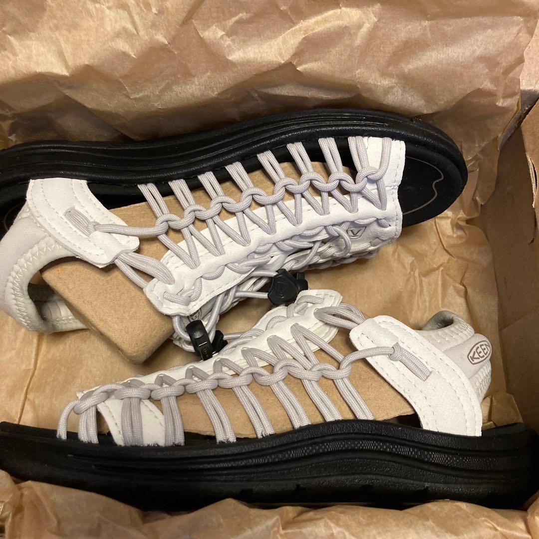 【未使用】keen サンダル
