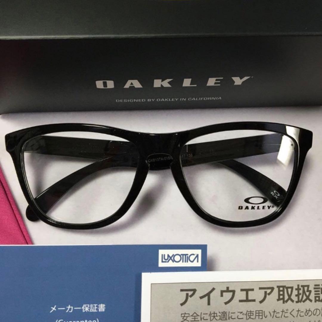 コンペ景品 OAKLEY フロッグスキン OX8137A-01 OX8137