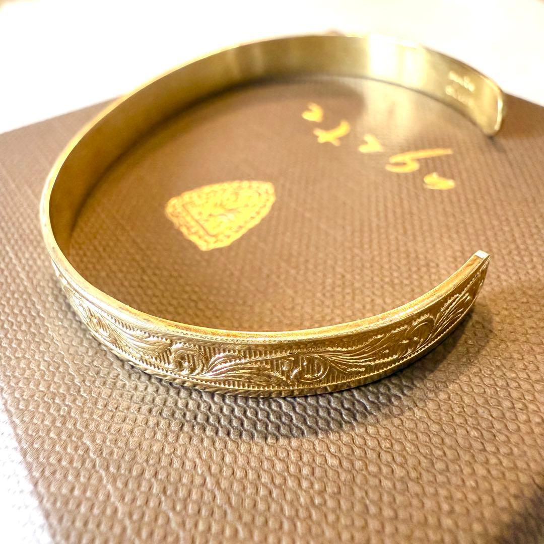 【美品】agete レリーフ入りバングル シルバー ゴールドメッキ