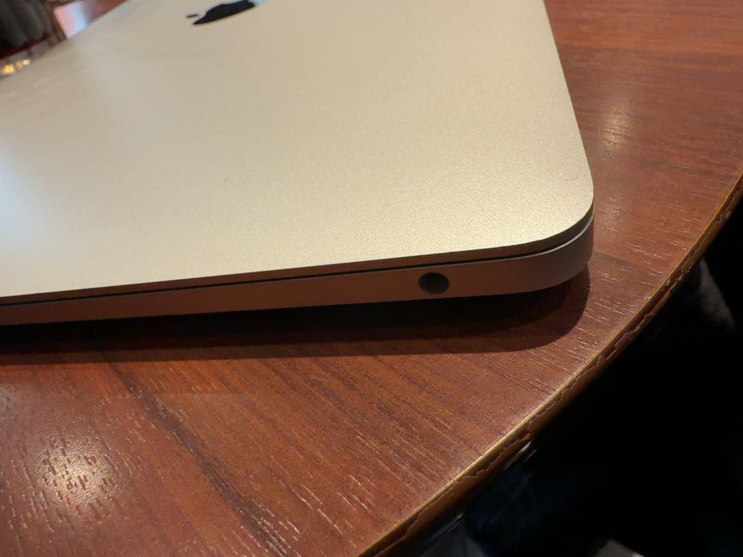 Apple MacBook Air 13.3インチ A1369